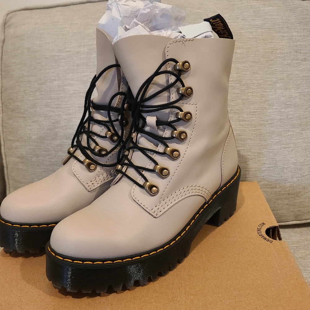 Dr. Martens Leona Boots in Taupe plus socks Size 8